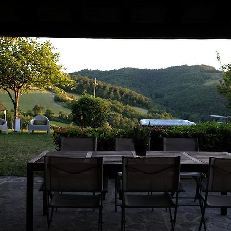 Casa Vacanze Colonnata グッビオ エクステリア 写真