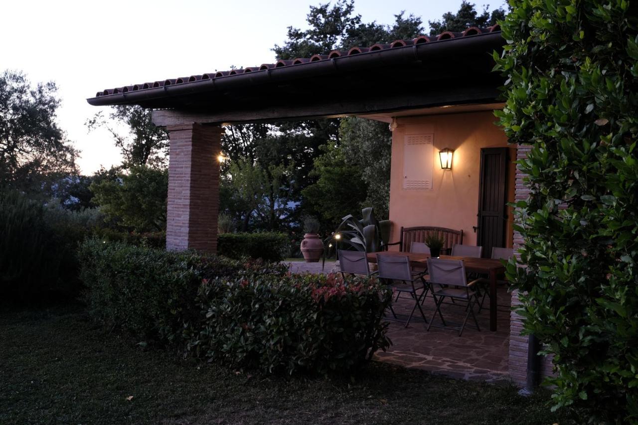 Casa Vacanze Colonnata グッビオ エクステリア 写真