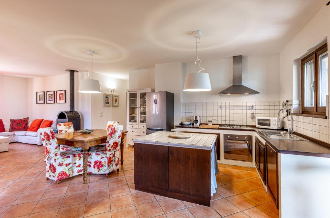 Casa Vacanze Colonnata グッビオ エクステリア 写真